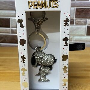 NEW Snoopy Peanuts Pave 3D Crystal Rhinestone Bling Bag Charm Key Ring